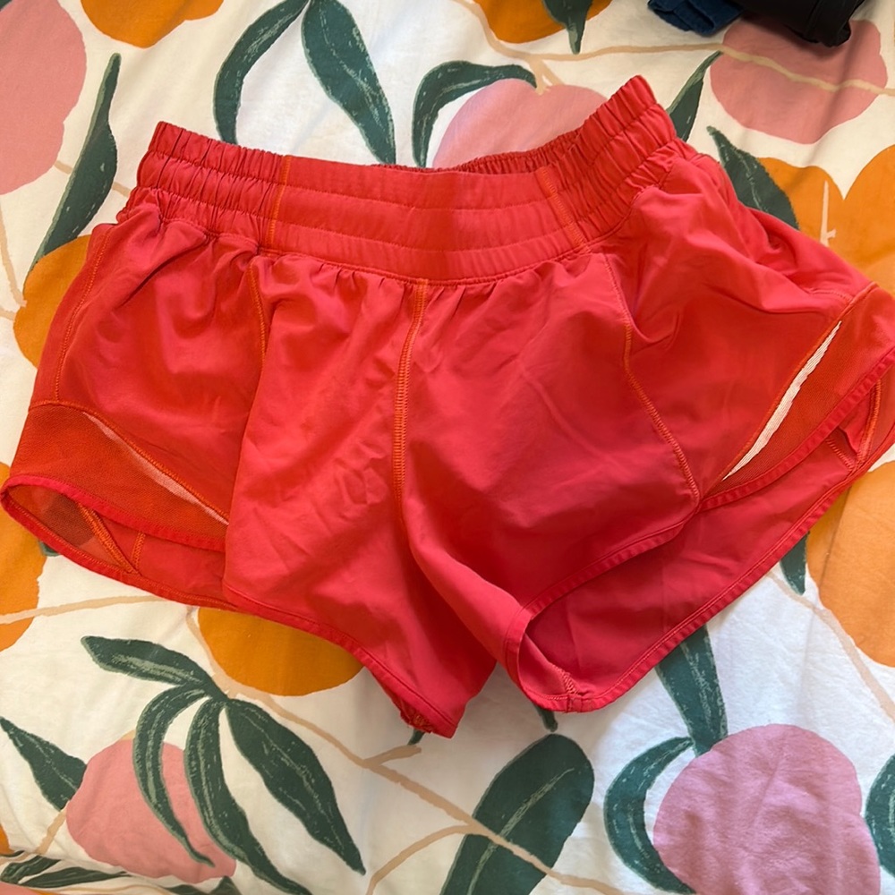 Lululemon hotty hot shorts